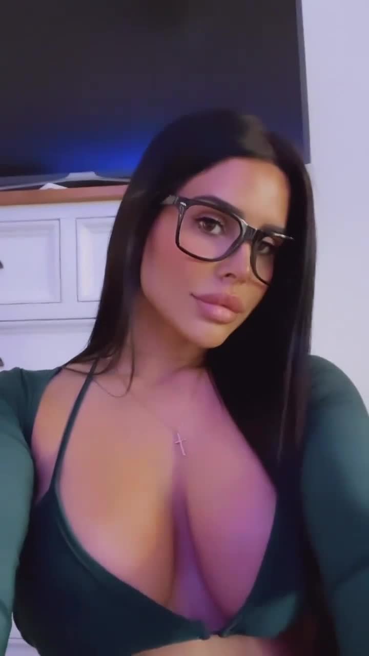 Lily Adrianne Hot Big Tits!!! New Video OLF leakd