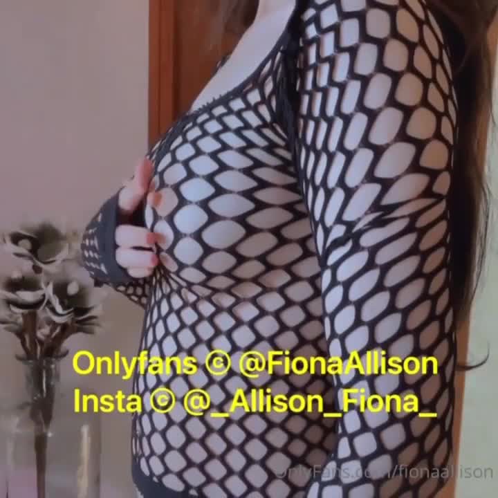 Allison Fiona!!! Erotic body on bedroom new vid-update