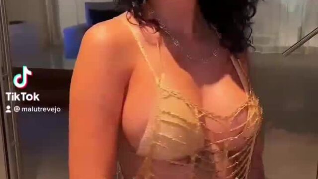 Malu Trevejo!!! Sexy in lineger