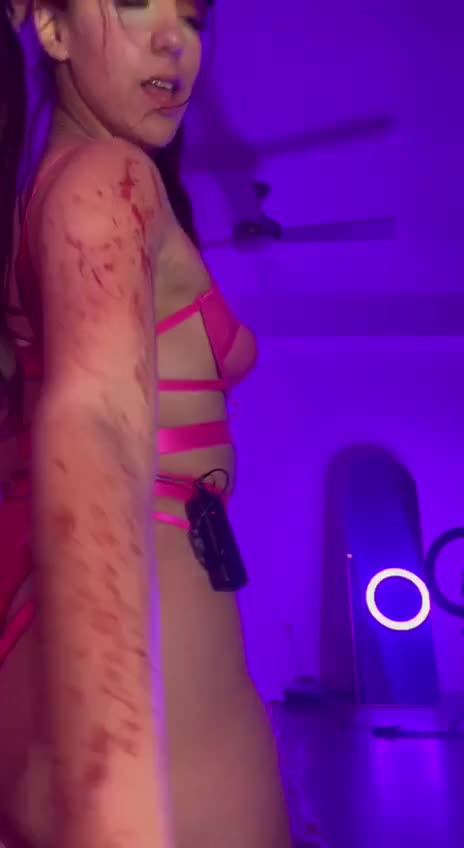 Teddy Moutinho!!! Sexy in lineger