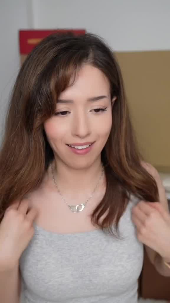 Pokimane – Hot tiktok girl so beauty