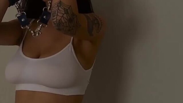 Aisultanax – Sexy in lingerie