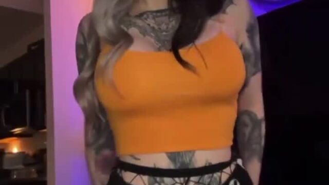 Dakota Alexandra hot showing perfect body…