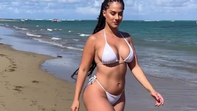 Kristen Live sexy on beach…