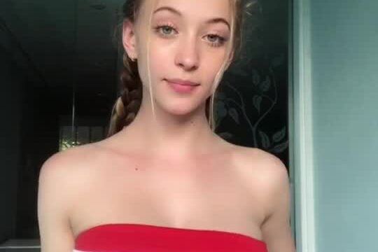 Sofia Diamond sexy dance