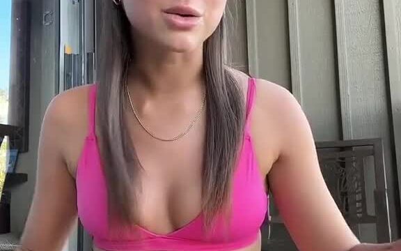 Taraswrld in bikini…