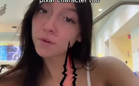 Crazy Jamjam – Sexy in pool