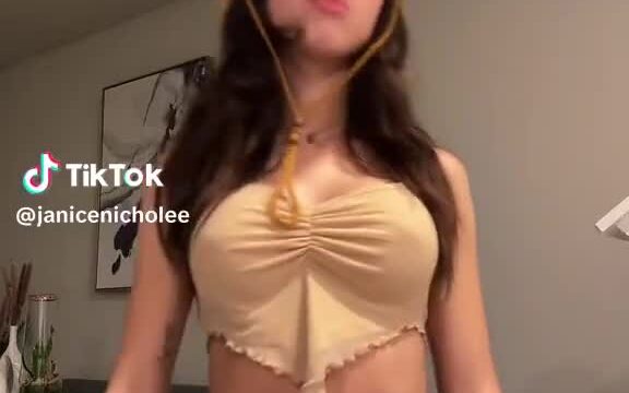 Janiceni Cholee sexy cowgirl…