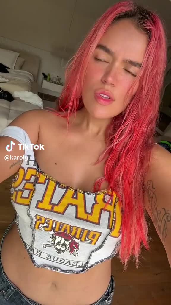 Karol G sexy babe…