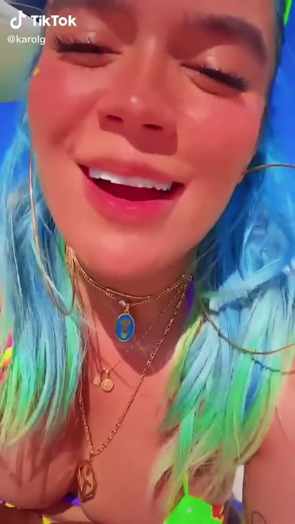 Karol G new vid-update…!!