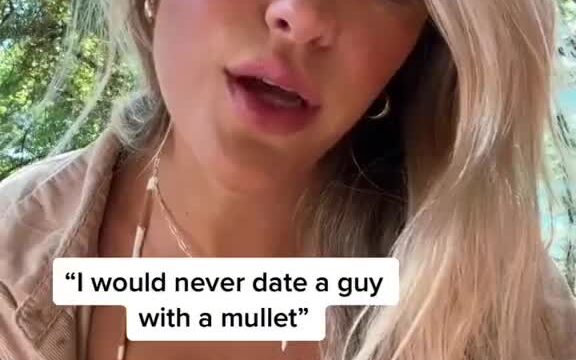 Kayla Simmons – Sexy with erotic body…