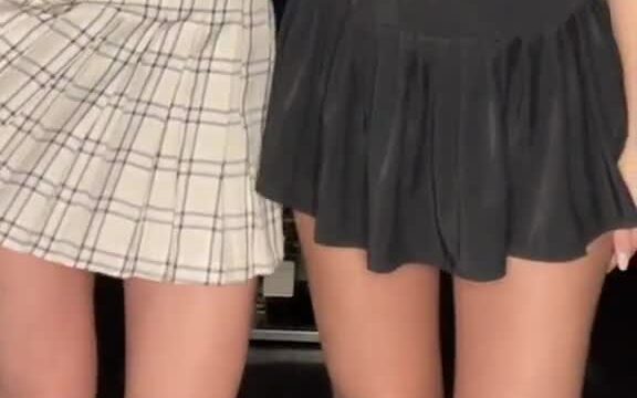 Lily Phillips!! Sexy with her friend…