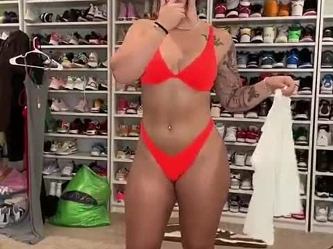 Abby Berner – Sexy with erotic body