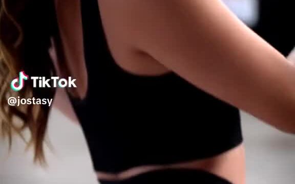 Jotasy – Sexy with erotic body