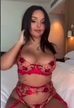 Kikikattan nude try on lingerie…