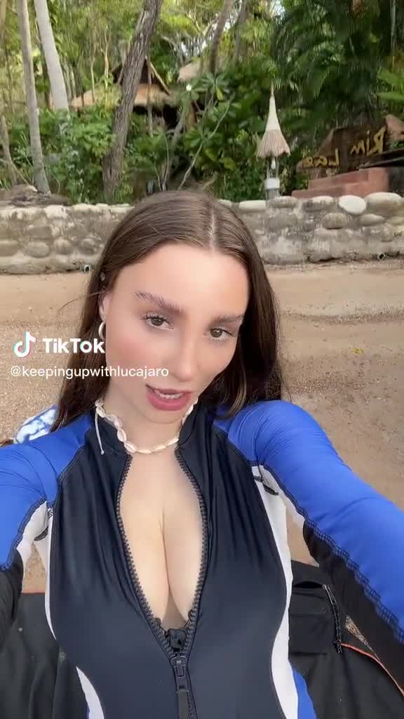 Lucajaro hot sexy babe…