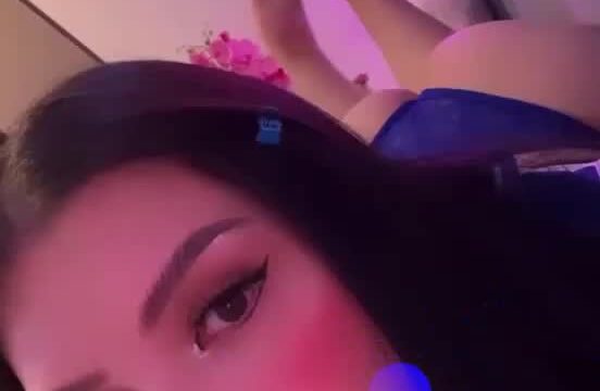 Sofia Brano – nude show on bed…