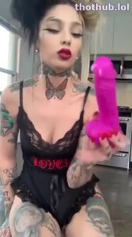 Taylor White play dildo