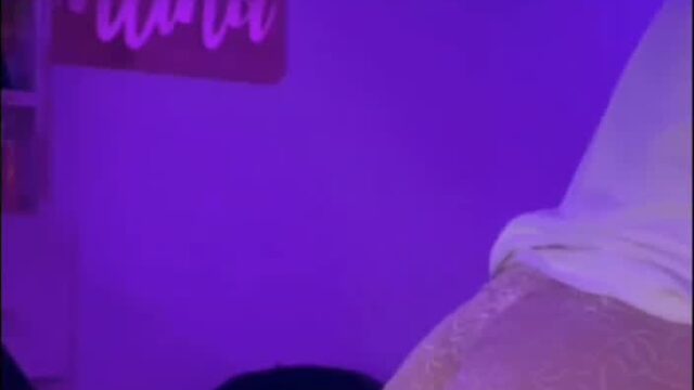 Valenceron naked big ass