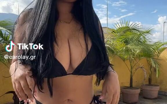 Carolay gr – Sexy with erotic body