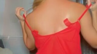 Charlotte Parkes – Nude show on bed