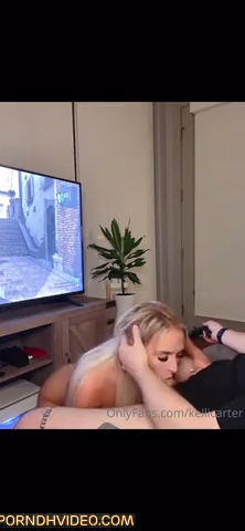 Kelly Carter blowjob on sofa video