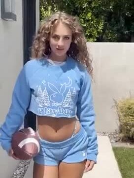 Claire Stone!!! Nude show in the pool
