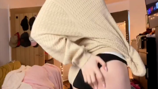 F1nn5ter nude show booty and body sexy – video new