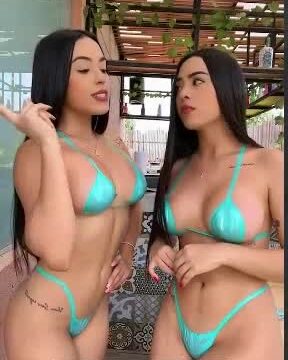 Gemelasabello nude dance show booty and boobs