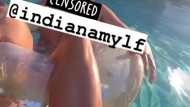 Indiana Mylf masturbate lewd with vibator and big ass