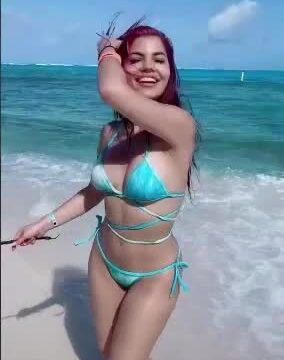 Mariana avila nude show booty sexy – hot video