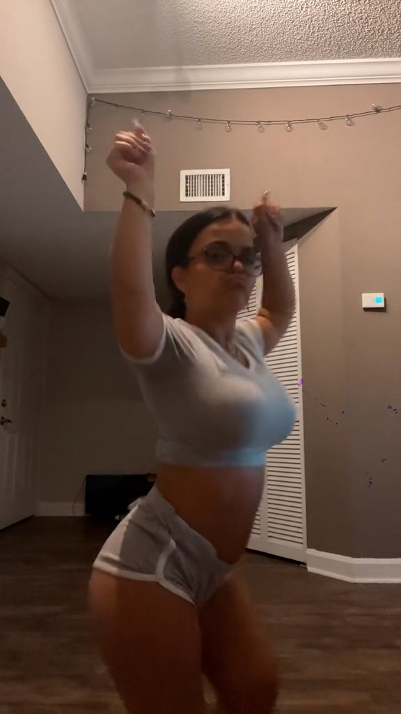 Megbanks nude dance show booty sexy – new video