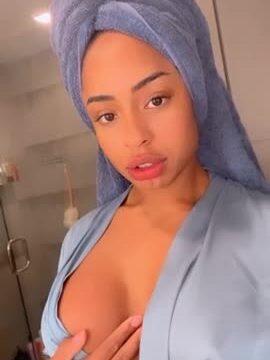 Qimmah Russo naked big boobs tease!!!