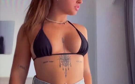 Andrea Rojo facial cumshot video leaked!!! New sextape