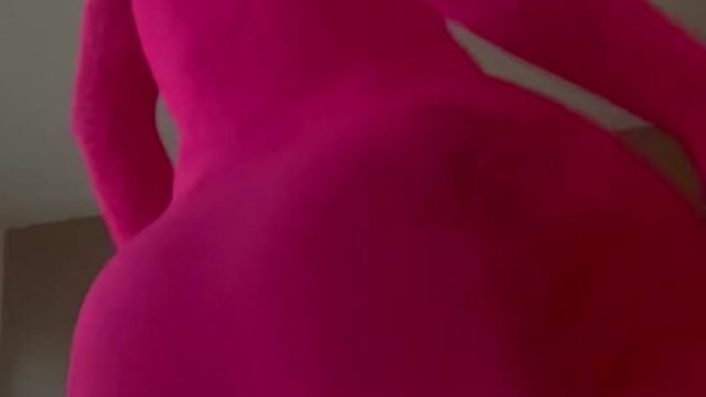 Iggy Azalea – Nude show with erotic body