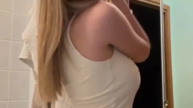 Laura Sommaruga – Show Nude With her Friend Video Onlyfans Leaked!!!