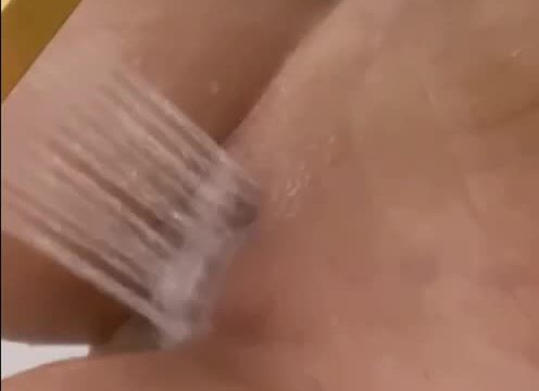 Lauri Garcia naked pussy in bathroom!!! So hot