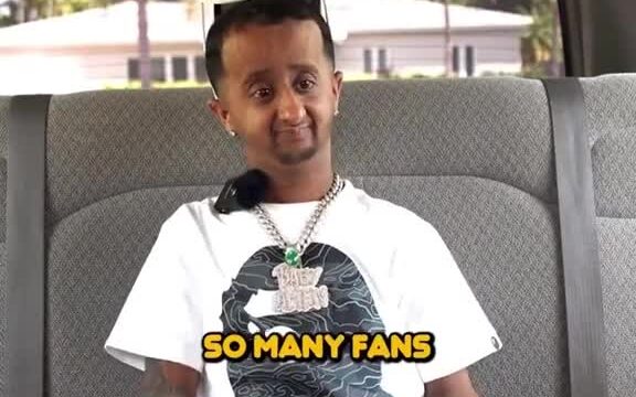 The fan van/Baby Allien/Aria Electra New Video Trending Sextape Onlyfans Leaked!!! So hot