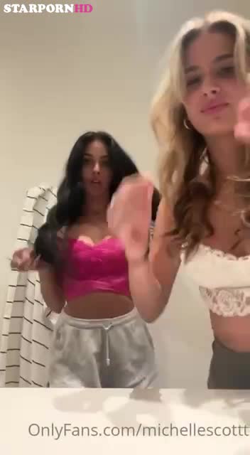 Michelle Scott Onlyfans Leaked – With Camilla Araujo !!!