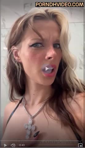 Ashley Matheson/Smashedely Onlyfans leak -naked big boobs in black dress… Omg!!!