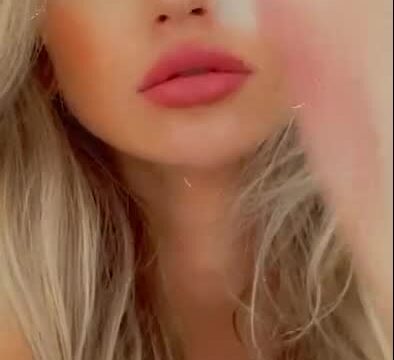 Mikayla Demaiter Onlyfans leaked – Nude show in bedroom!!!
